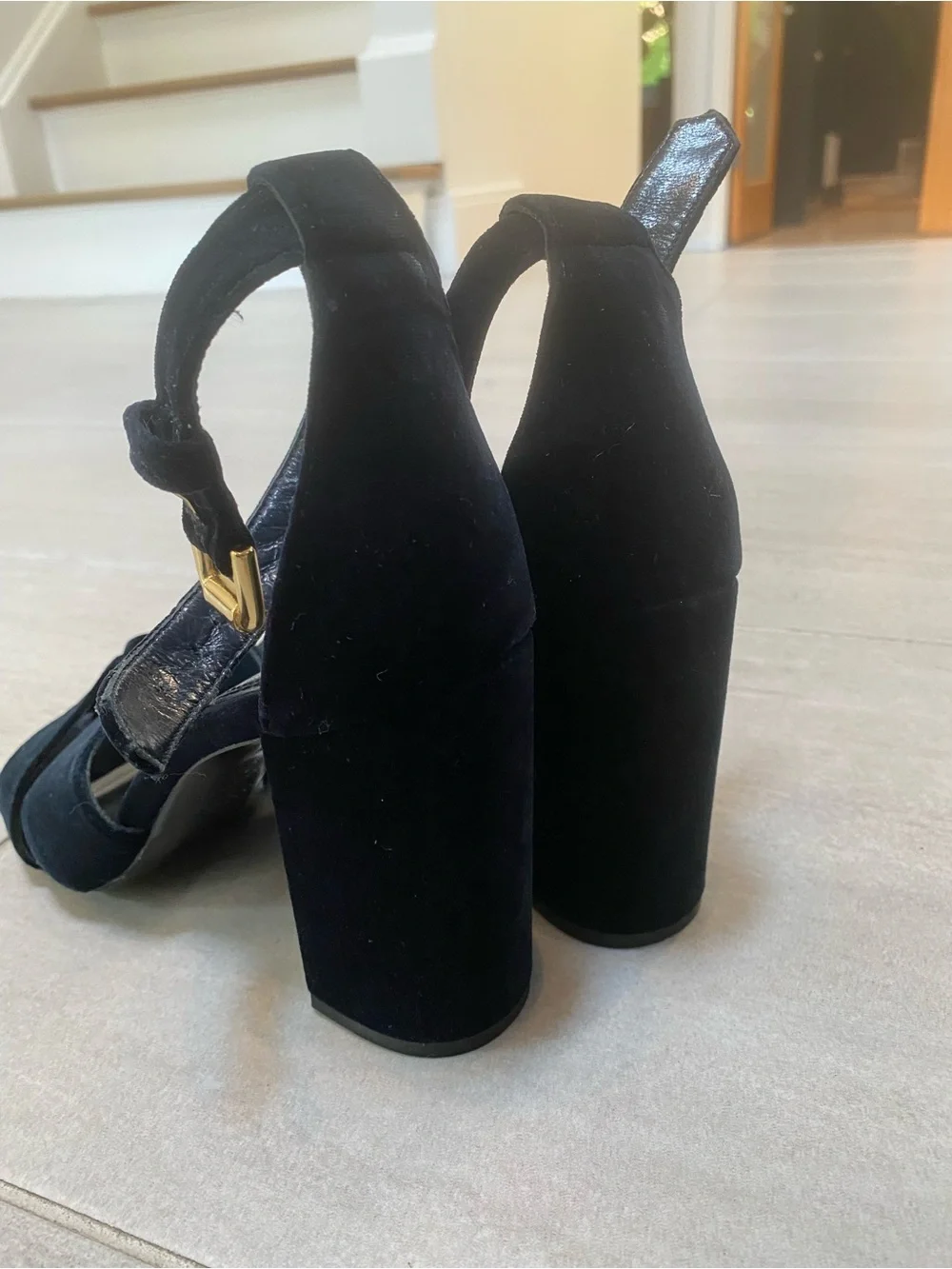 NWOT Maje navy velvet heels size 37